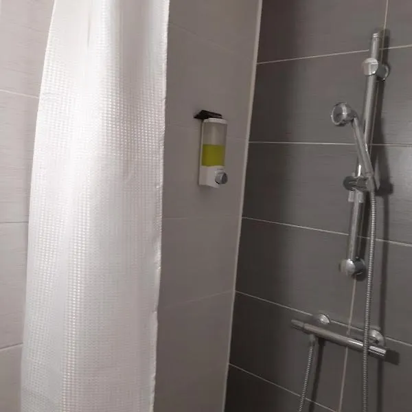 לה קארו ד'ארש Le Chalet Des Neiges דירה
